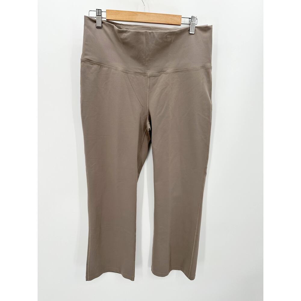 CALIA Pants Women XL NWT Dark Grey Essential Collection Cropped Flare UPF 50+